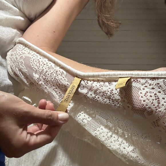 Shyanne Women's Lace Sleeve Rib Long Sleeve Top - Picture 6 of 6